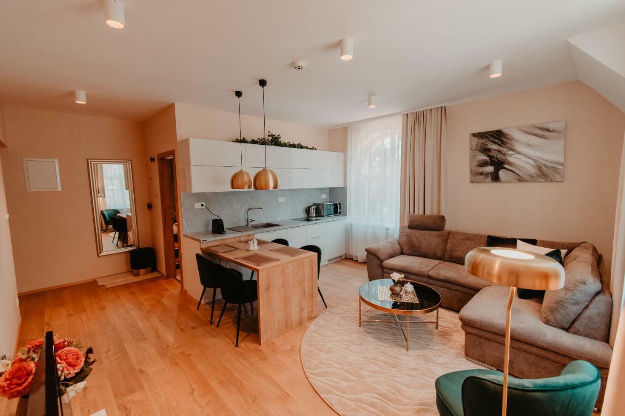 Villa Garden Apartments بوبراد المظهر الخارجي الصورة